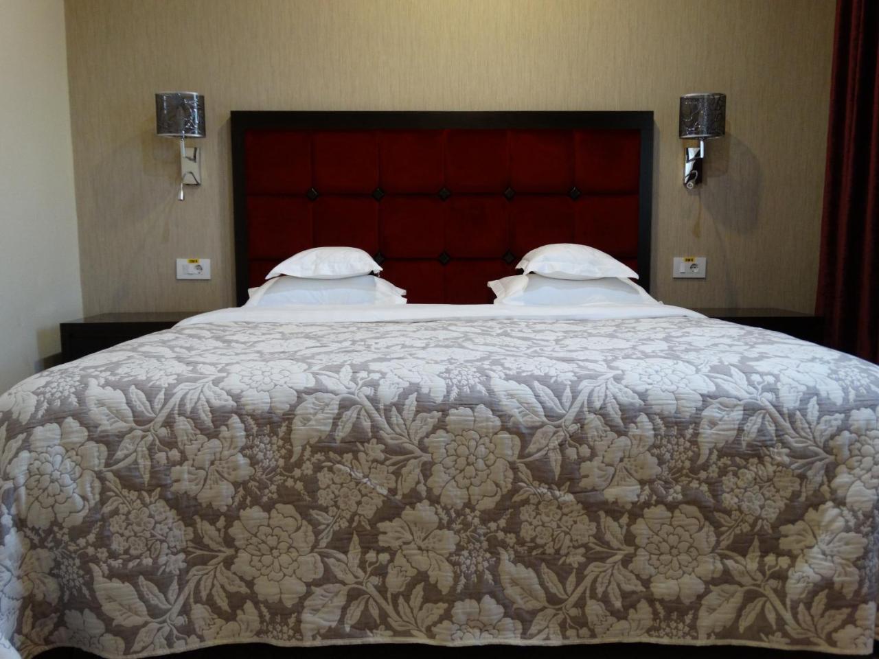 Hotel Terra Iasi Valea Lupului  Ngoại thất bức ảnh