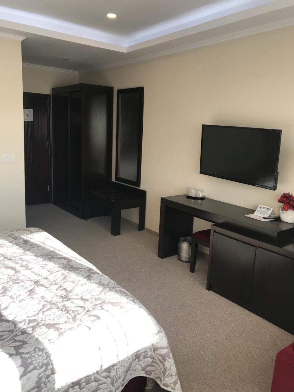 Hotel Terra Iasi Valea Lupului  Ngoại thất bức ảnh
