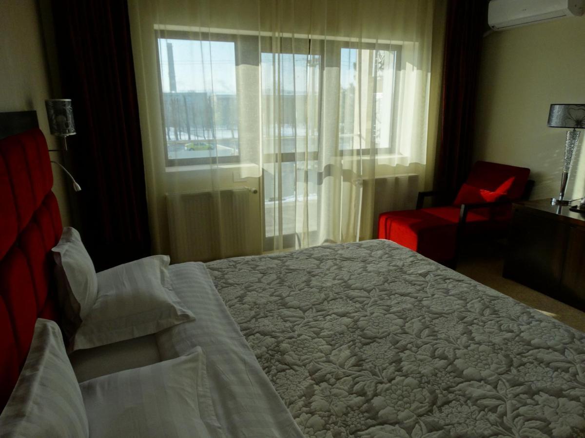Hotel Terra Iasi Valea Lupului  Ngoại thất bức ảnh